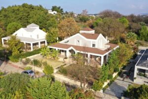 Urla İtokent Sitesinde Satılık Konak