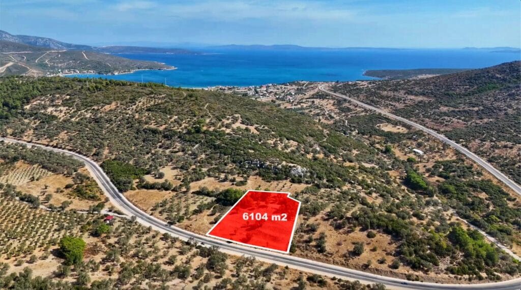 İzmir Urla Balıklıova Mahallesinde Satılık 6104 M2 Arazi