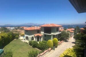 Çeşme Paşalimanı Satılık Özel Villa