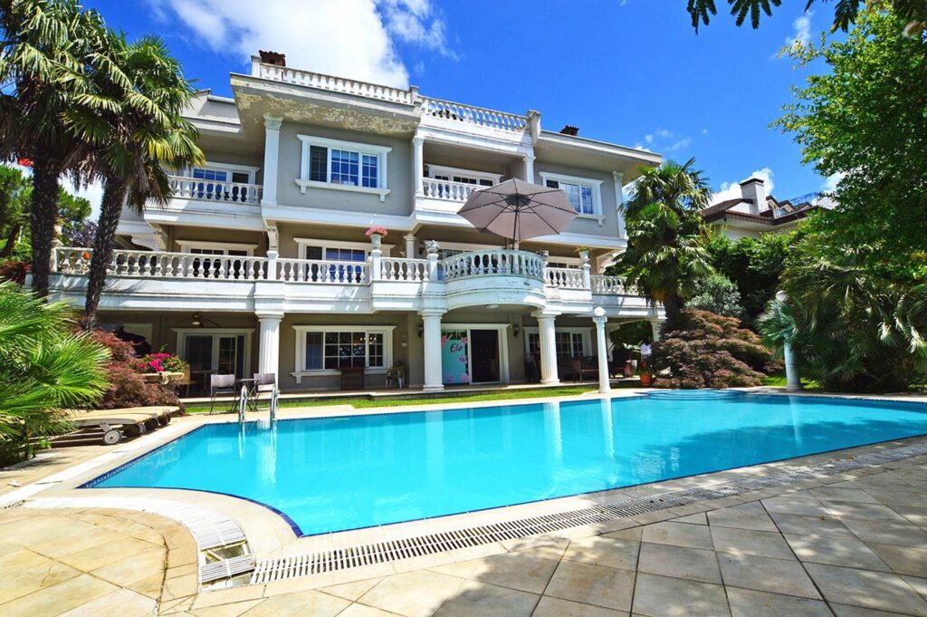 İzole Konumlu, Donanımlı A Tipi Villa